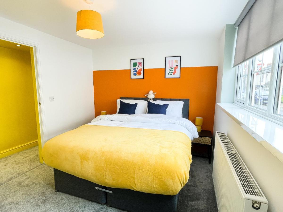 The New Found Lamb Apartment คลีทอร์ปส์ ภายนอก รูปภาพ