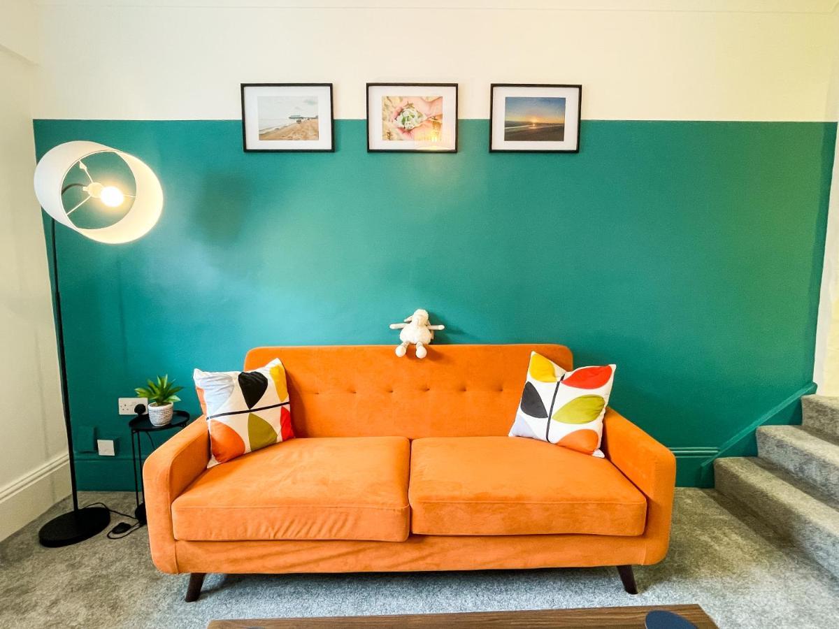 The New Found Lamb Apartment คลีทอร์ปส์ ภายนอก รูปภาพ